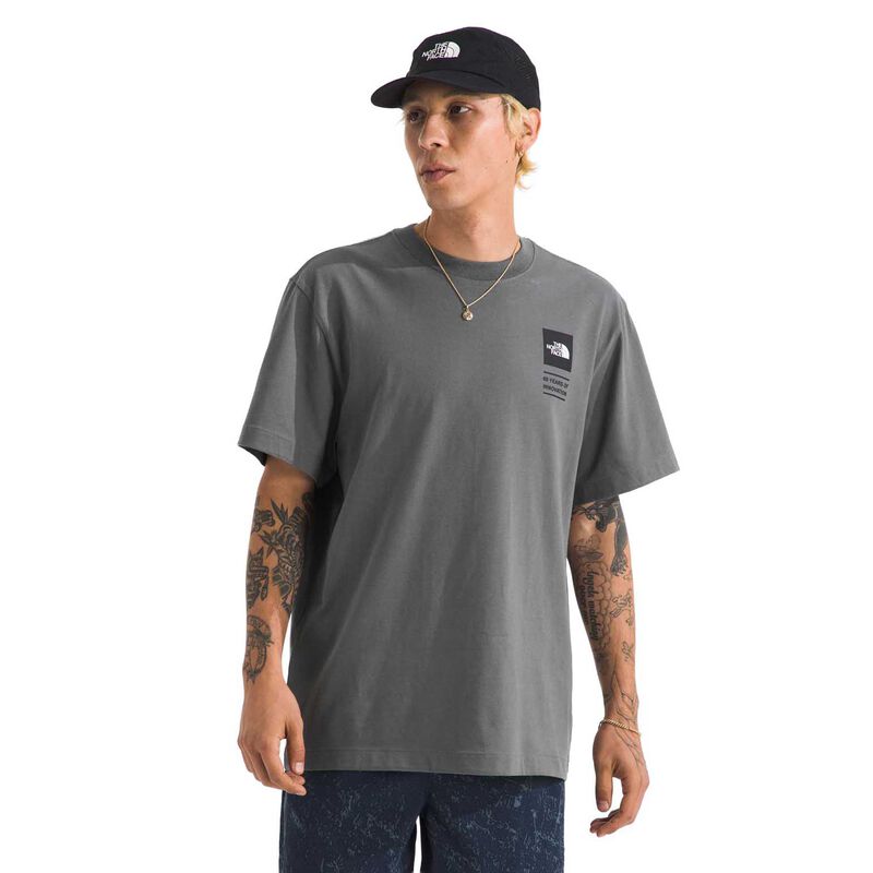 The North Face M Bcd Celbrtn Rlxd Ss T-Grpc image number 0